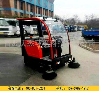 電動(dòng)掃地車廠家哪家好？?jī)r(jià)格怎么樣？電動(dòng)掃地車廠家