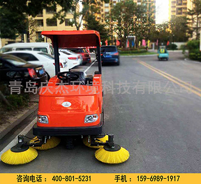 買電動(dòng)掃地車該怎么選擇電動(dòng)掃地車廠家電動(dòng)掃地車廠家哪家好